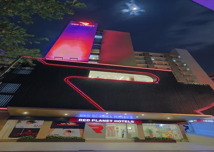 Red Planet Binondo 3*