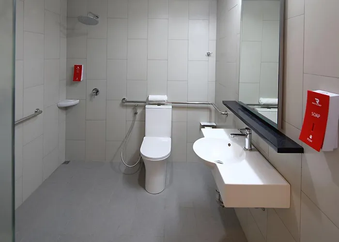 Hotel Red Planet Binondo 3*