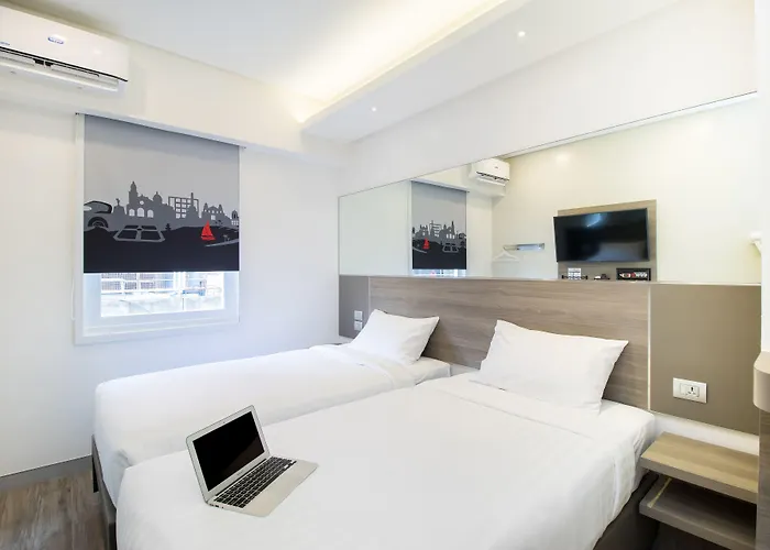 Red Planet Binondo 3*