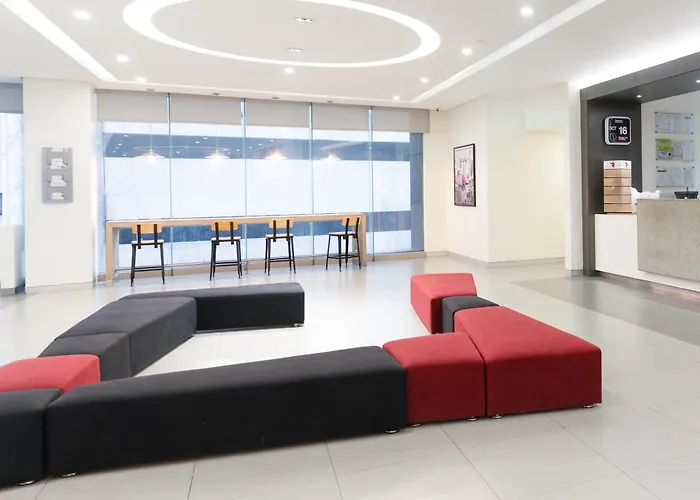 Red Planet Binondo Hotel