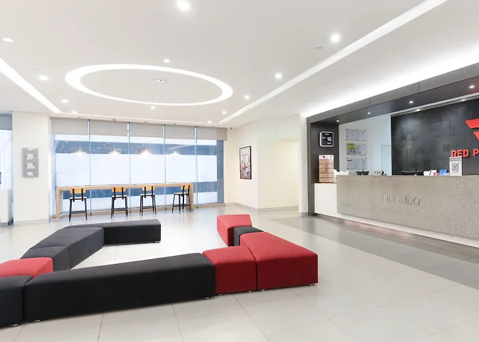 Red Planet Binondo 3*